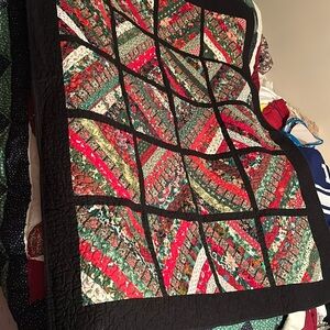 Homemade patchwork machine sewn beautiful color & pattern Christmas quilt 61”x49